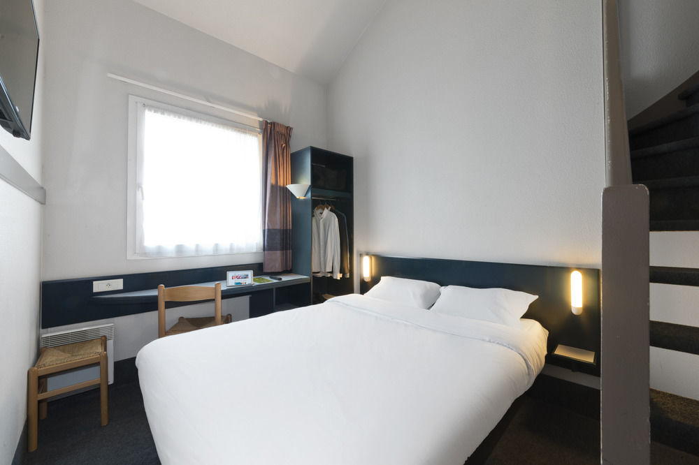 B&B Hotel Rennes Sud Chantepie ภายนอก รูปภาพ